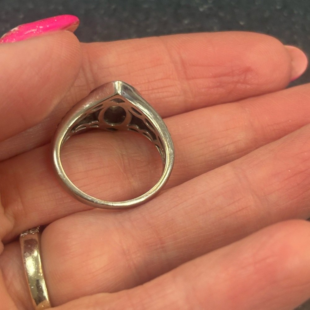 Simon G 18k marquise diamond ring - Picture 3 of 6